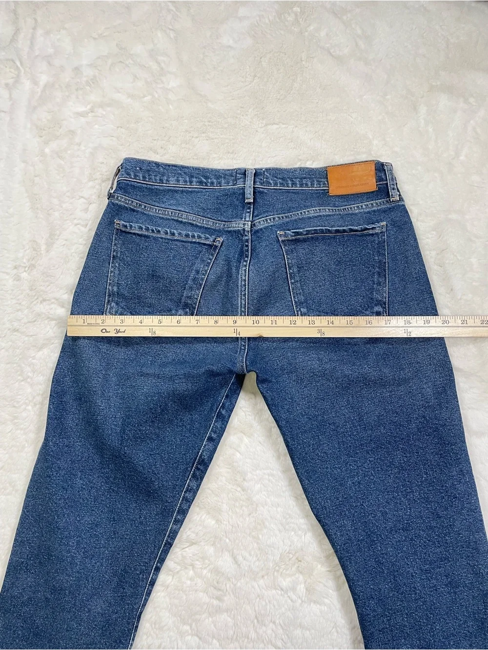 Citizens Of Humanity Slim Straight Jeans in Dark Blue